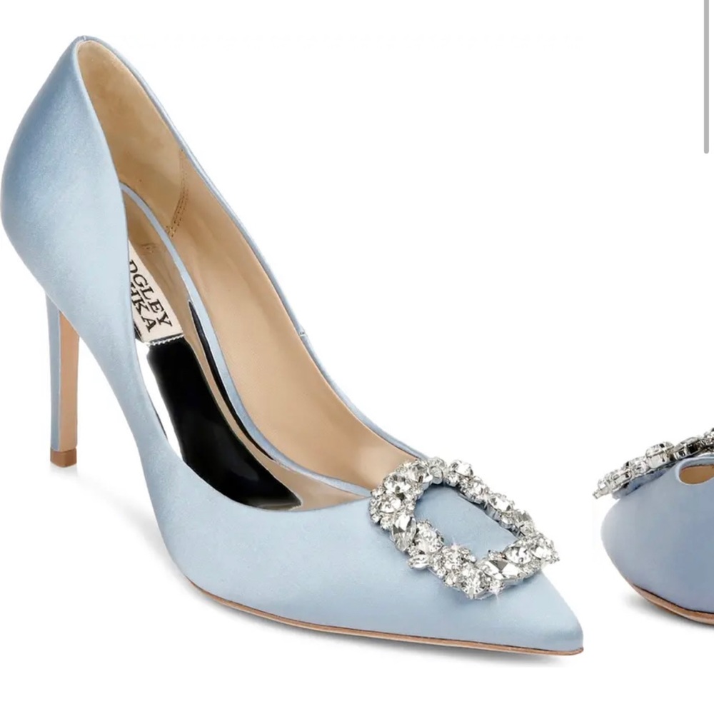 Cher Crystal Embellished Pump
